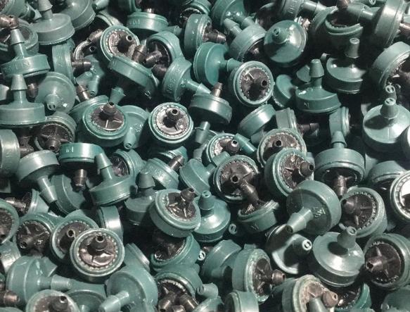 عرضه کنندگان قطره چکان آبیاری درجه یک